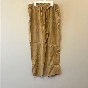 Aerie Tan Chino Pants Versatile Lightweight Design